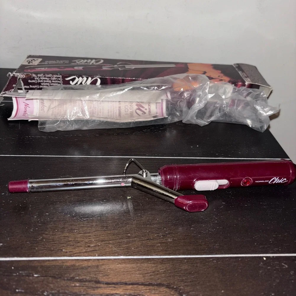 Vintage | Norelco Chic‎ | Original Box | 3/8 Chrome Barrel | WORKS | Curling